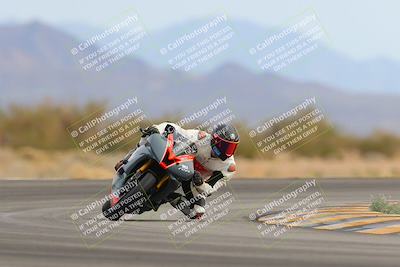 media/Jan-15-2023-SoCal Trackdays (Sun) [[c1237a034a]]/Turn 15 (1pm)/